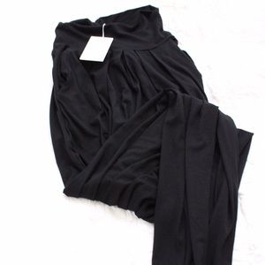 High waisted, pleated front stretch jogger